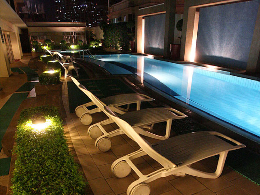 Astoria Plaza Hotel Pasig City Luaran gambar